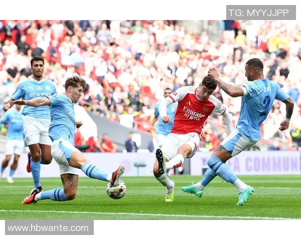 比赛大屏幕上足球明星的精彩瞬间与背后故事揭秘